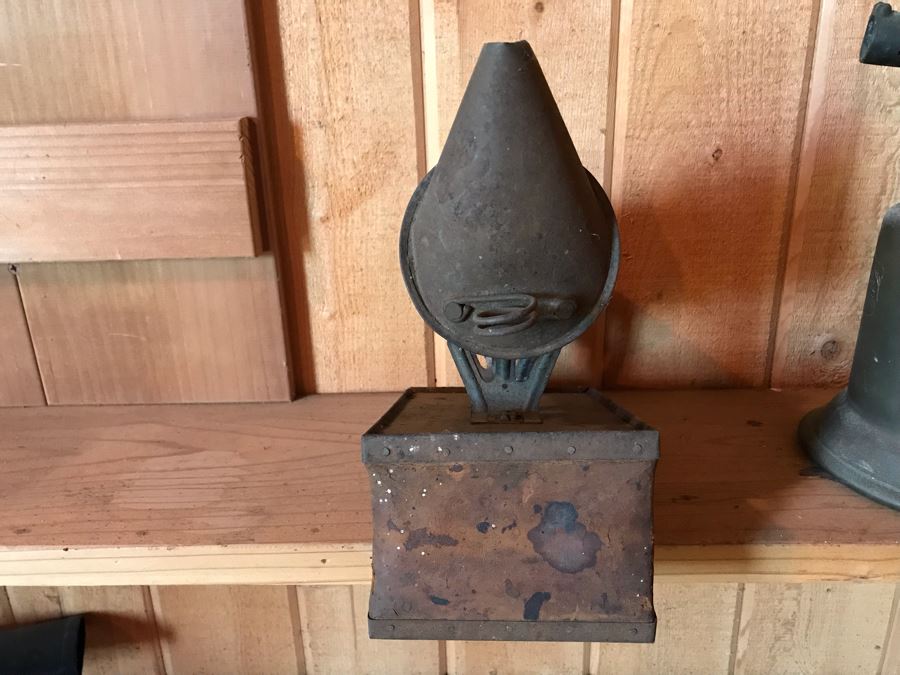 Vintage 1921 Clayton & Lambert Mfg Co Blowtorch And Antique Bellows Bee Smoker [Photo 5]