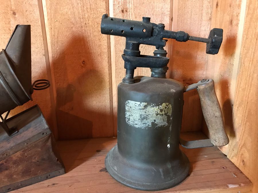Vintage 1921 Clayton & Lambert Mfg Co Blowtorch And Antique Bellows Bee Smoker [Photo 8]