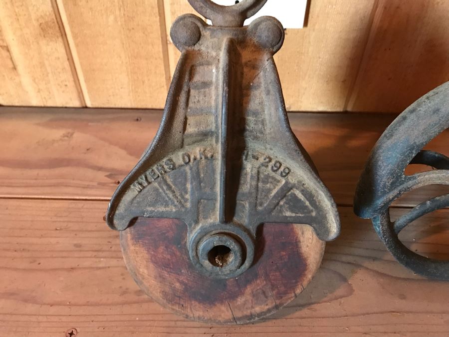 Vintage Myers O.K. 298 Cast Iron And Wood Hay Barn Farm Pulley And Industrial Metal Pulley [Photo 12]