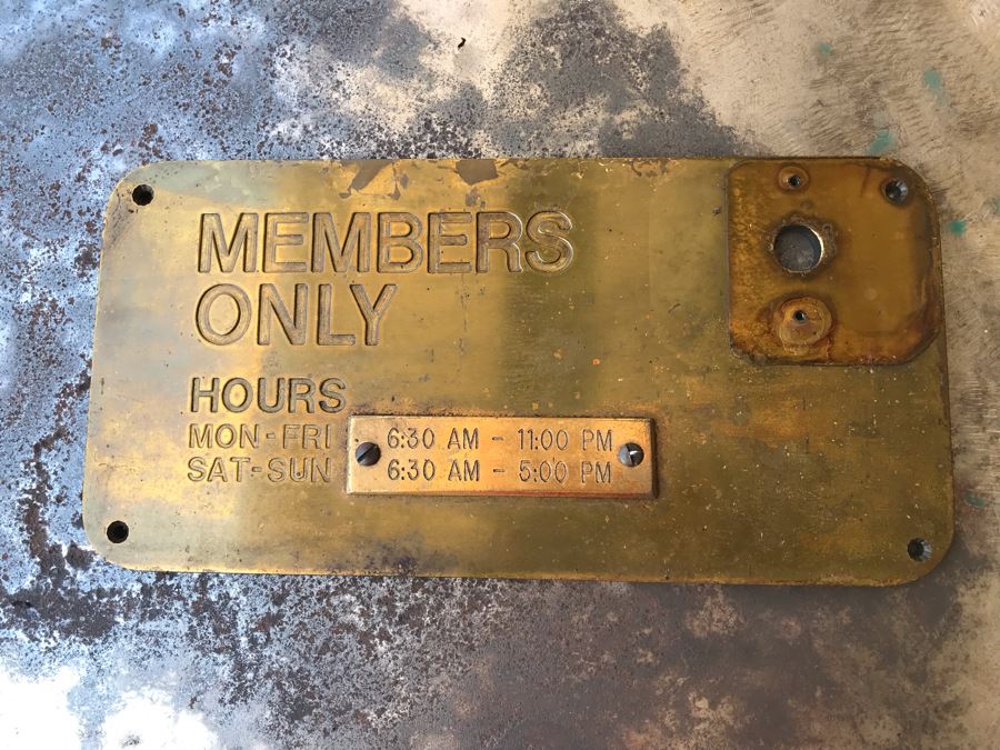 Heavy Solid Brass 'MEMBERS ONLY' Sign With Hours [Photo 2]