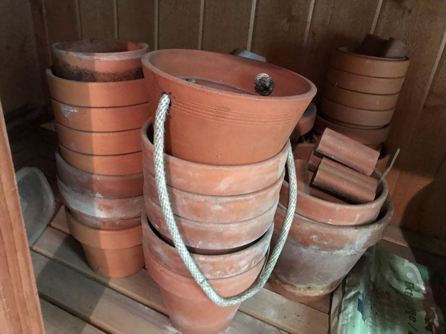 Clay Plant Pots Lot With Glazed Pot [Photo 5]