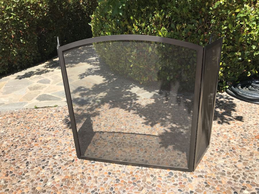 Heavy-duty Metal Fireplace Screen [Photo 2]