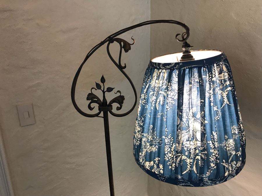 Antique Handmade Wrought Iron Floor Lamp Light With Adjustable Height [Photo 4]