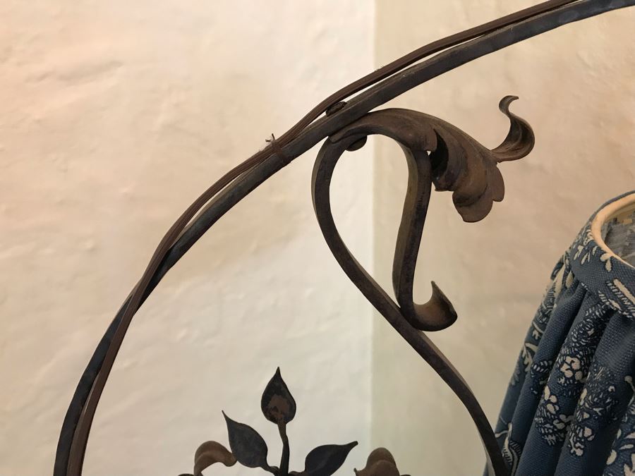 Antique Handmade Wrought Iron Floor Lamp Light With Adjustable Height [Photo 9]