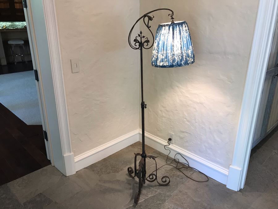 Antique Handmade Wrought Iron Floor Lamp Light With Adjustable Height [Photo 3]