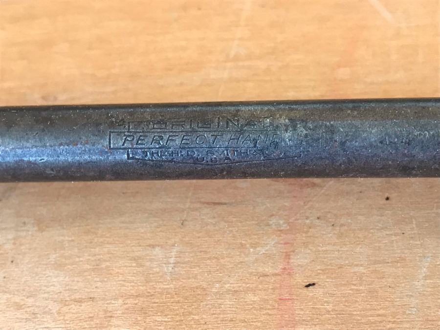 Antique Stanley Rule & Level Co Level With 1908 Patent, Vintage Wood Hand Plane, Pair Of Vintage Perfect Handle Screwdrivers Tools From H. D. Smith & Co And Old Tool [Photo 23]