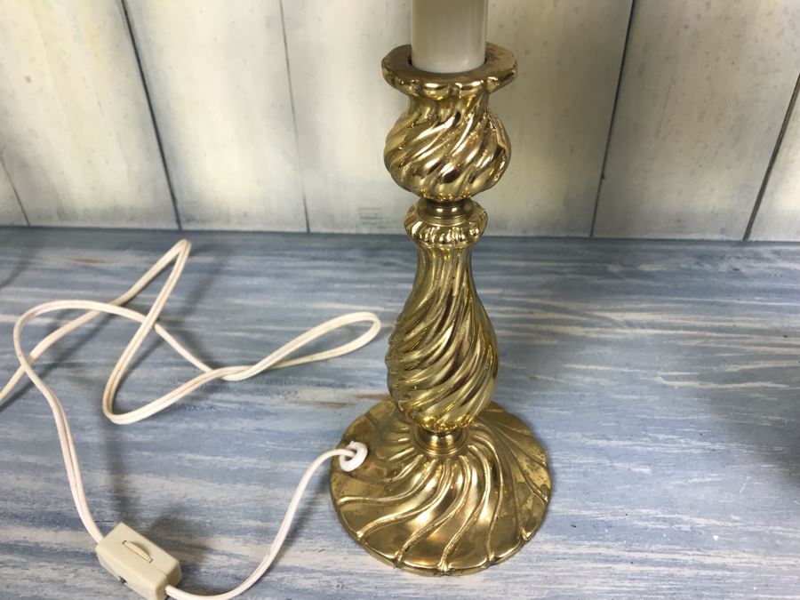 Pair Of Small Brass Table Lamps [Photo 4]