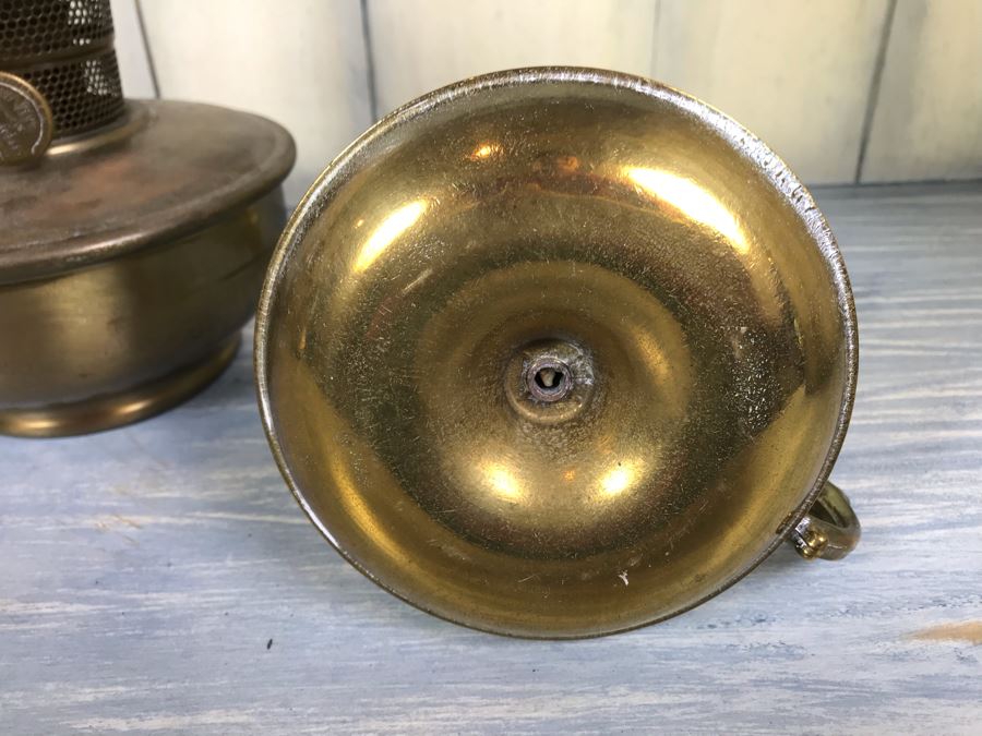Pair Of Vintage Kerosene Oil Lamps Including An Aladdin Model B By Mantle Lamp Co Queen Anne And Vintage Brass Adjustable Candle Holder With Handle [Photo 12]