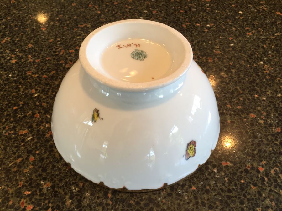 Handpanted Limoges France Footed Bowl With Gold Rim And Butterflies [Photo 8]