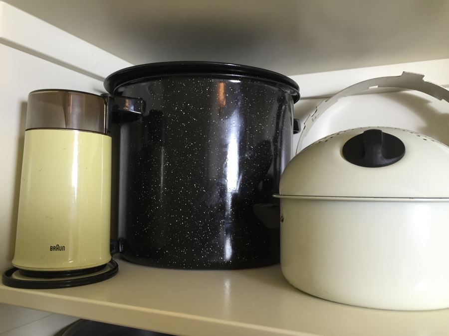 Just Added - (2) Shelves Of Kitchen Appliances And Items Including Braun Coffee Grinder, Cuisinart Chopper, Chefs Choice Knife Sharpener, George Forman Grill, Crock Pots - See Photos [Photo 2]