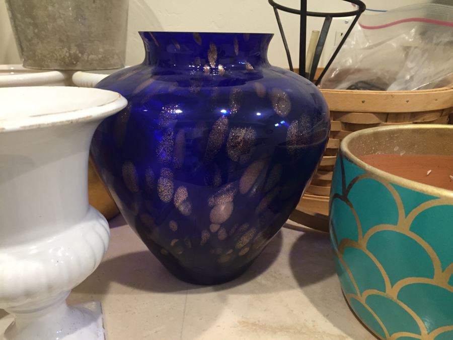 Just Added - Huge Flower Pot, Basket, Home Decor Lot - See Photos [Photo 9]