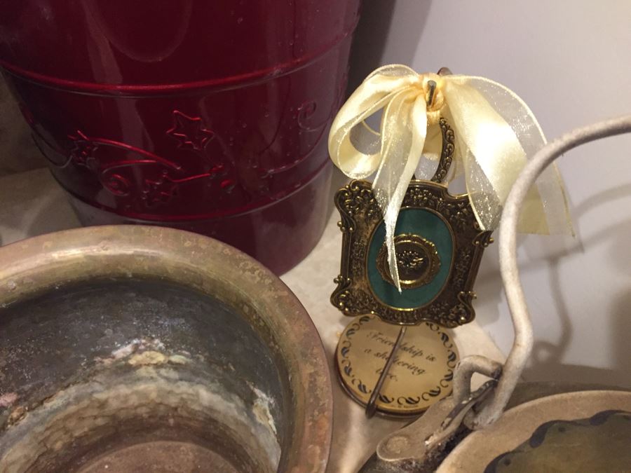 Just Added - Huge Flower Pot, Basket, Home Decor Lot - See Photos [Photo 28]