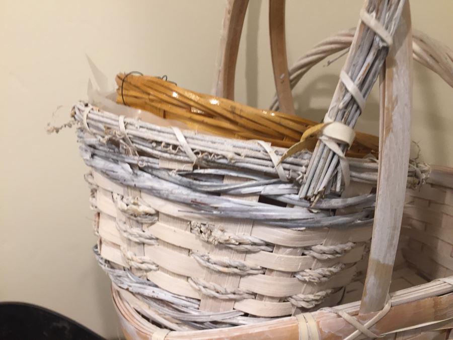 Just Added - Huge Flower Pot, Basket, Home Decor Lot - See Photos [Photo 25]