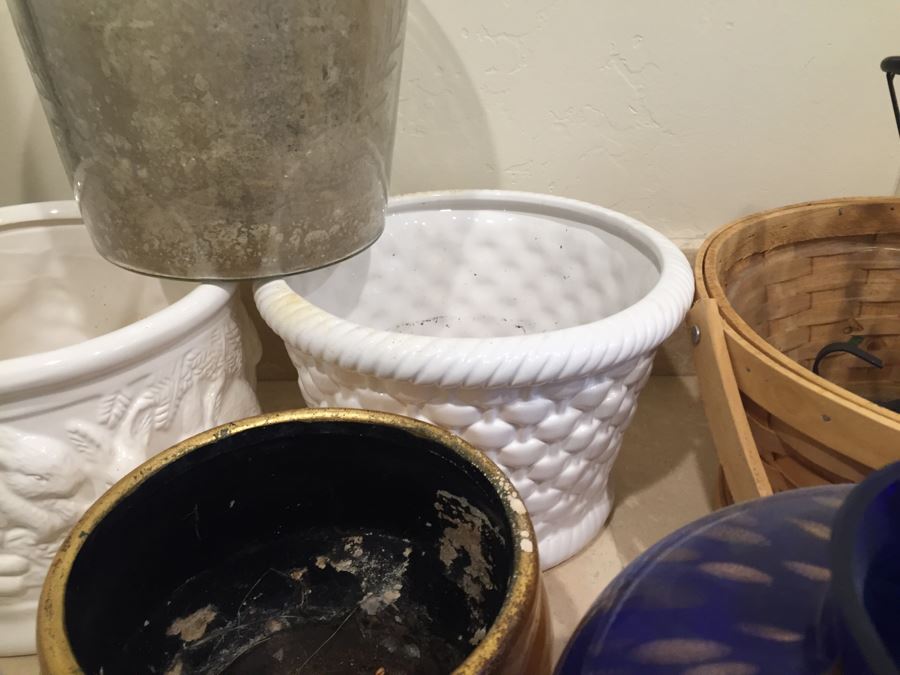 Just Added - Huge Flower Pot, Basket, Home Decor Lot - See Photos [Photo 8]