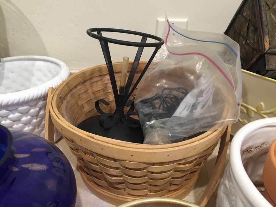 Just Added - Huge Flower Pot, Basket, Home Decor Lot - See Photos [Photo 11]