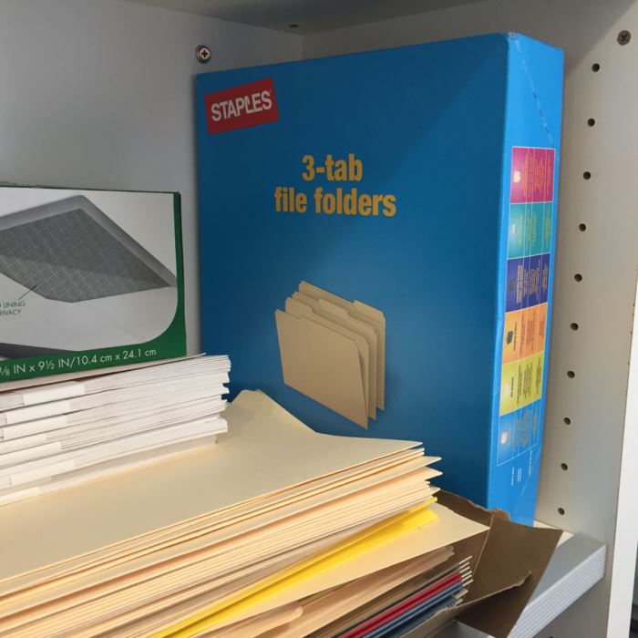 Just Added - Huge Office Supplies Lot With Pens, Envelopes, Printer Paper, Notepads, Binders, Folders, Post-It Notes, Glue Sticks - See Photos [Photo 8]