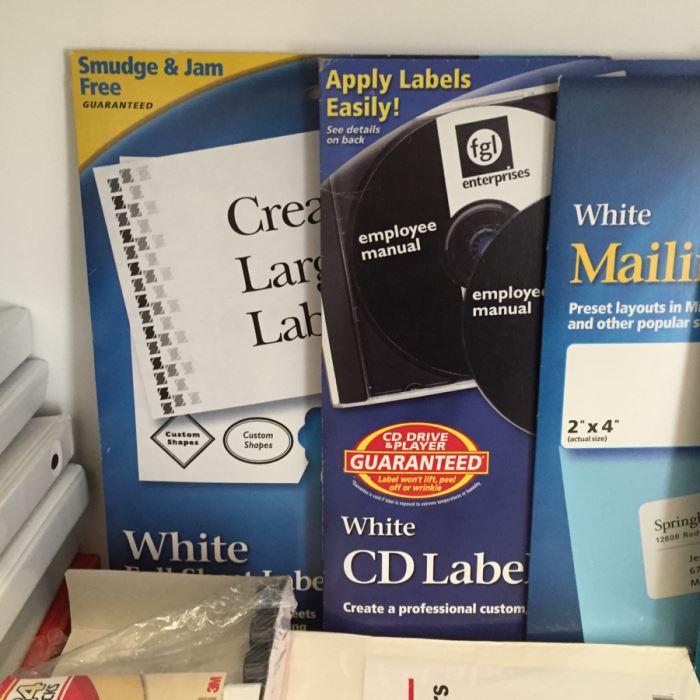 Just Added - Huge Office Supplies Lot With Pens, Envelopes, Printer Paper, Notepads, Binders, Folders, Post-It Notes, Glue Sticks - See Photos [Photo 20]