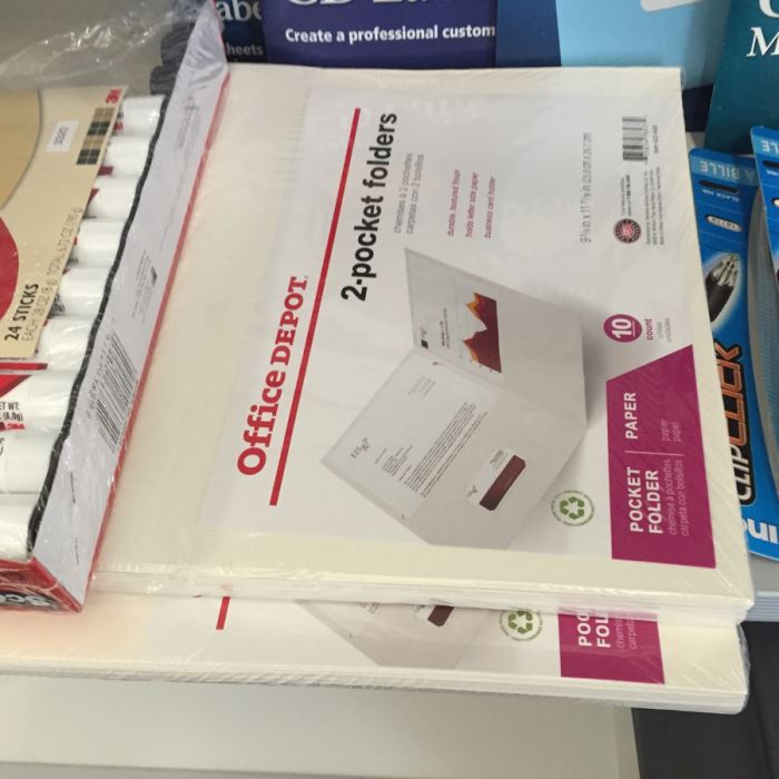 Just Added - Huge Office Supplies Lot With Pens, Envelopes, Printer Paper, Notepads, Binders, Folders, Post-It Notes, Glue Sticks - See Photos [Photo 13]