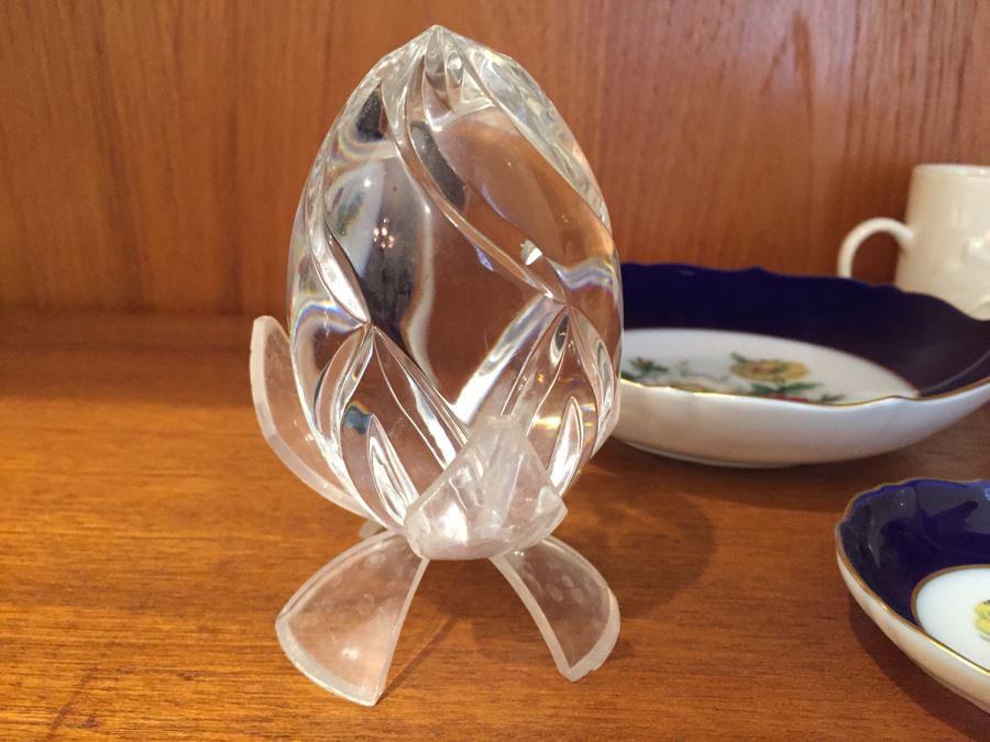 Just Added - Home Decor Lot With Crystal Egg, LENOX Vase, Japanese Vase, Candle Holders - See Photos [Photo 2]