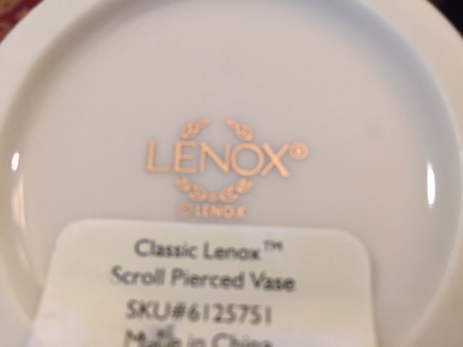 Just Added - Home Decor Lot With Crystal Egg, LENOX Vase, Japanese Vase, Candle Holders - See Photos [Photo 9]