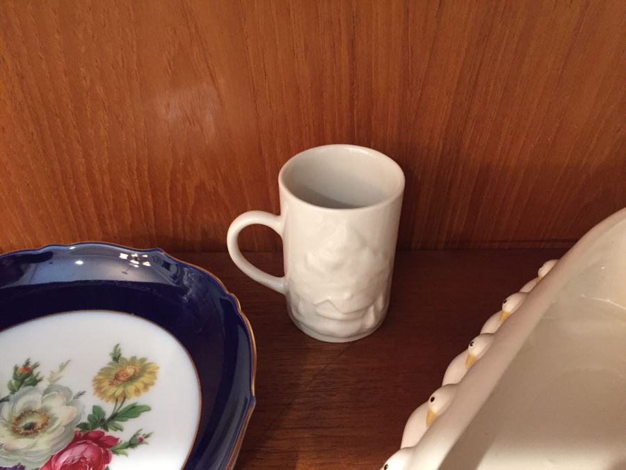 Just Added - Home Decor Lot With Crystal Egg, LENOX Vase, Japanese Vase, Candle Holders - See Photos [Photo 4]