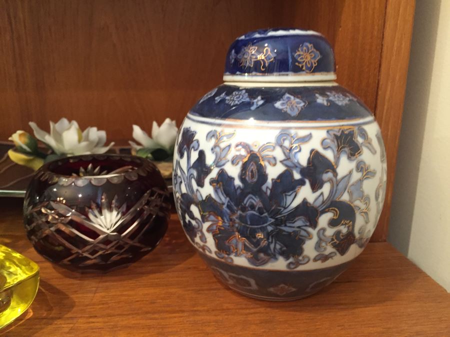 Just Added - Home Decor Lot With Crystal Egg, LENOX Vase, Japanese Vase, Candle Holders - See Photos [Photo 16]
