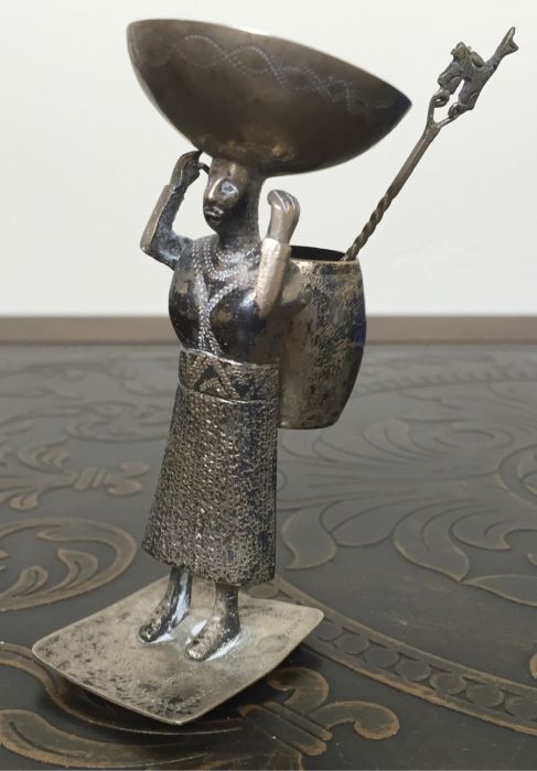 Just Added - Various Cups And Saucers, Bowls And Silver Figurine Including Hutschenreuther Gelb, AJCO France - See Photos [Photo 11]