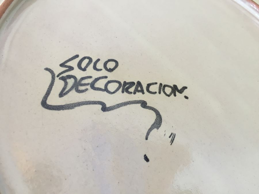 Just Added - Home Decor Lot With Various Handpainted Plates, Nepalese Tibetan Brass Filigree Birds With Inlayed Coral And Turquoise, Hand-Blown Glass Plate, Metal Basket (One Of The Small Bird Figurines Has Chip) - See Photos [Photo 3]