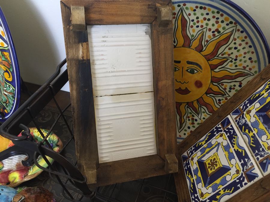 Just Added - Home Decor Lot With Various Handpainted Plates, Nepalese Tibetan Brass Filigree Birds With Inlayed Coral And Turquoise, Hand-Blown Glass Plate, Metal Basket (One Of The Small Bird Figurines Has Chip) - See Photos [Photo 14]