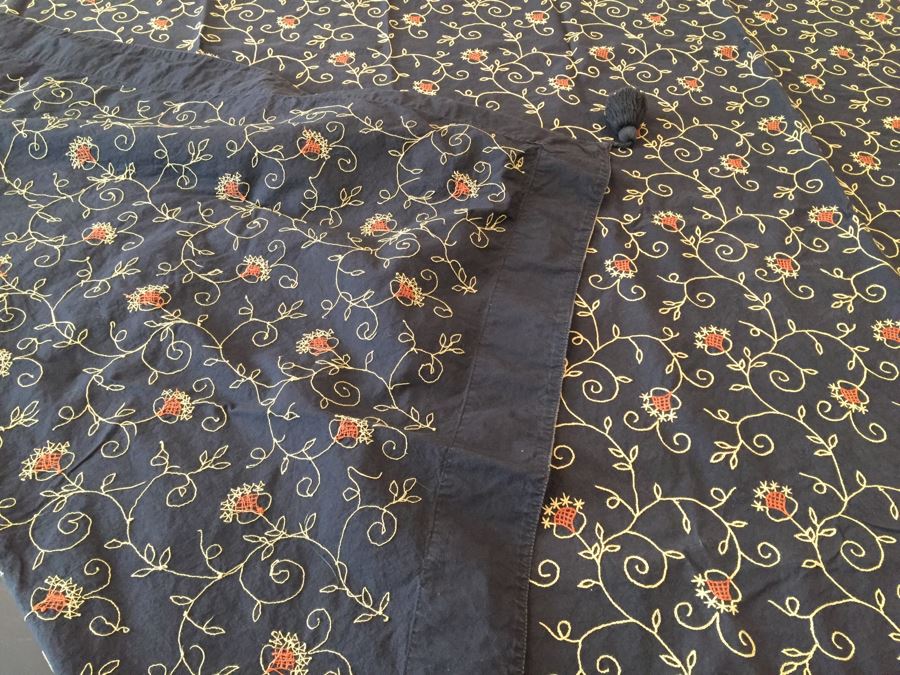 Just Added - Stunning Embroidered Roses Tablecloth And Black Galleria Gultex Embroidered Tablecloth With Matching Placemats [Photo 13]
