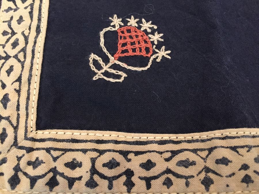 Just Added - Stunning Embroidered Roses Tablecloth And Black Galleria Gultex Embroidered Tablecloth With Matching Placemats [Photo 15]