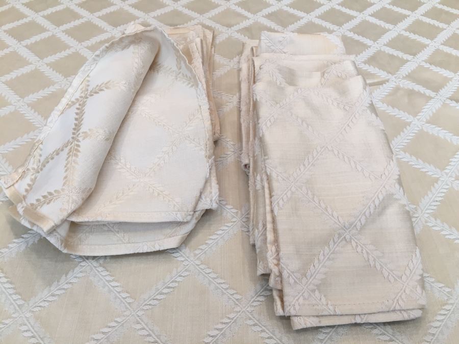 Just Added Set Of (3) Tablecloths Includes LENOX Tablecloth With