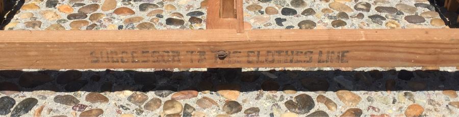 Vintage Wall Mounted Rack With Clothesline Clips [Photo 3]