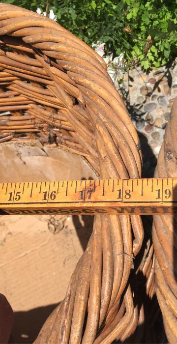 Pair Of Large Vintage Woven Baskets And (4) Wooden Motif Flower Planters [Photo 3]