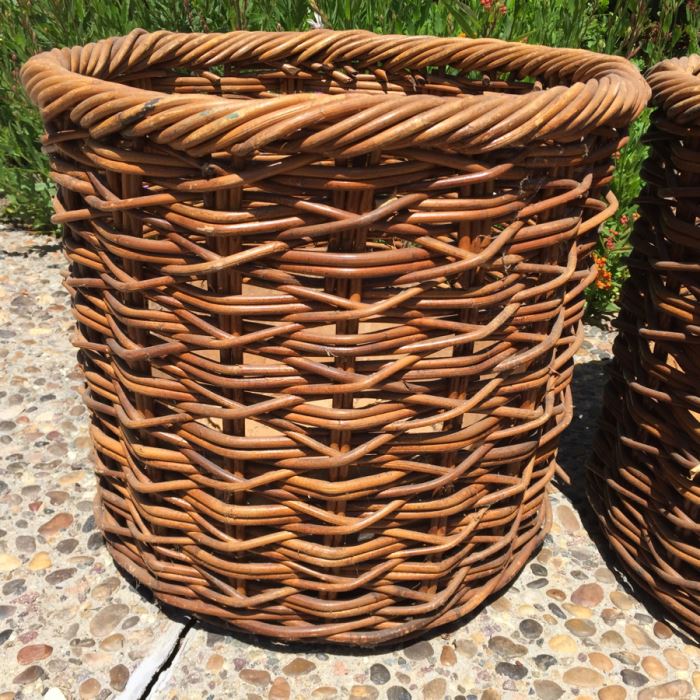 Pair Of Large Vintage Woven Baskets And (4) Wooden Motif Flower Planters [Photo 4]