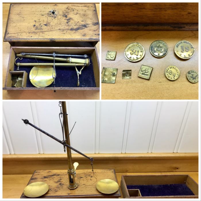 Antique Apothecary Portable Brass And Wood Balance Scale With Weights And Storage Box - Needs Rewiring