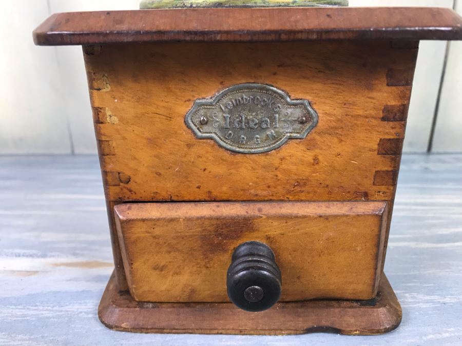 Vintage Coffee Pepper Grinder Leinbrocks Ideal Hand Crank Silverplate And Wood [Photo 3]