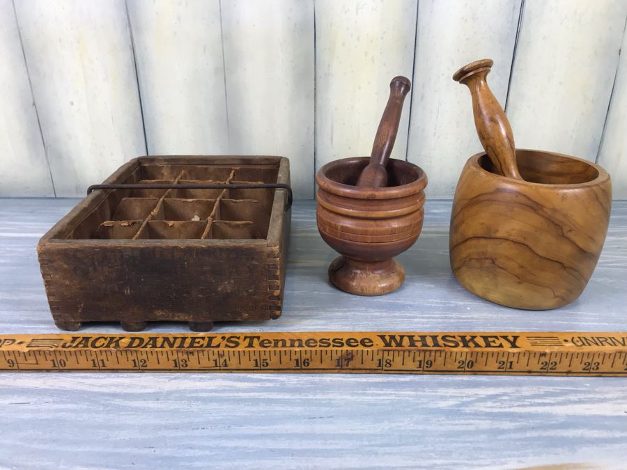 Pair Of Turned Wooden Mortars & Pestles And Antique Wooden Star Egg Carrier Tray [Photo 2]