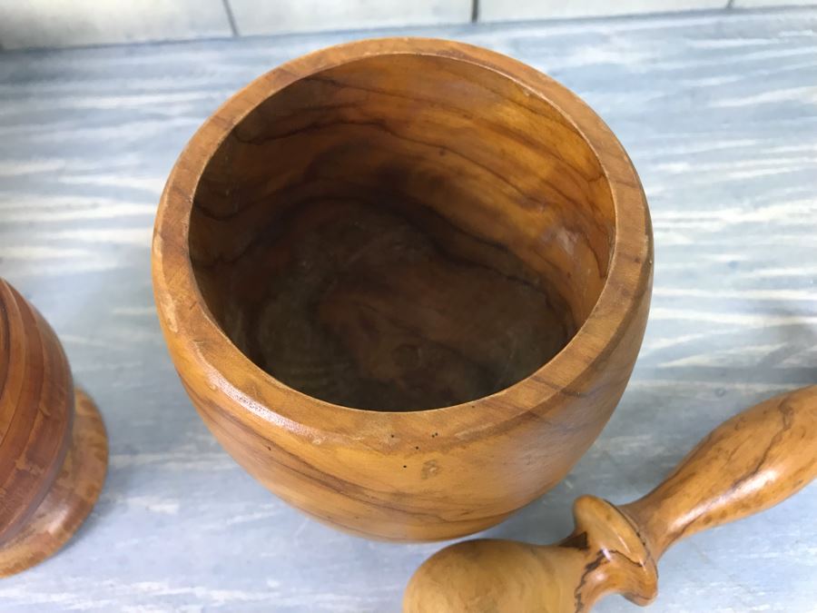 Pair Of Turned Wooden Mortars & Pestles And Antique Wooden Star Egg Carrier Tray [Photo 11]