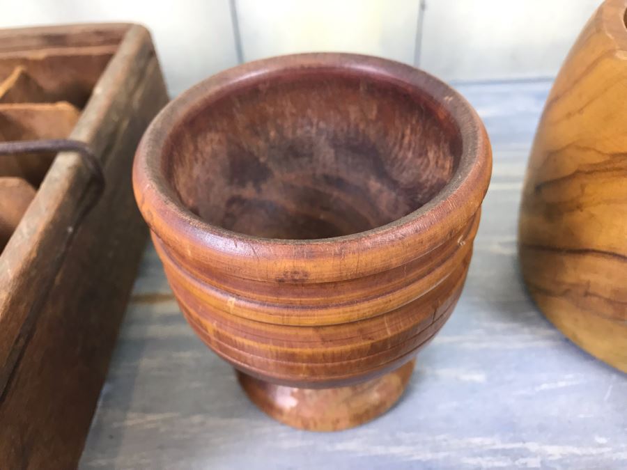 Pair Of Turned Wooden Mortars & Pestles And Antique Wooden Star Egg Carrier Tray [Photo 13]