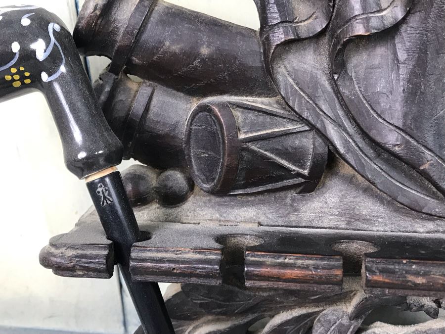 Antique French Intricately Carved Wooden Wall Pipe Stand With (4) Hand Painted French Pipes [Photo 16]