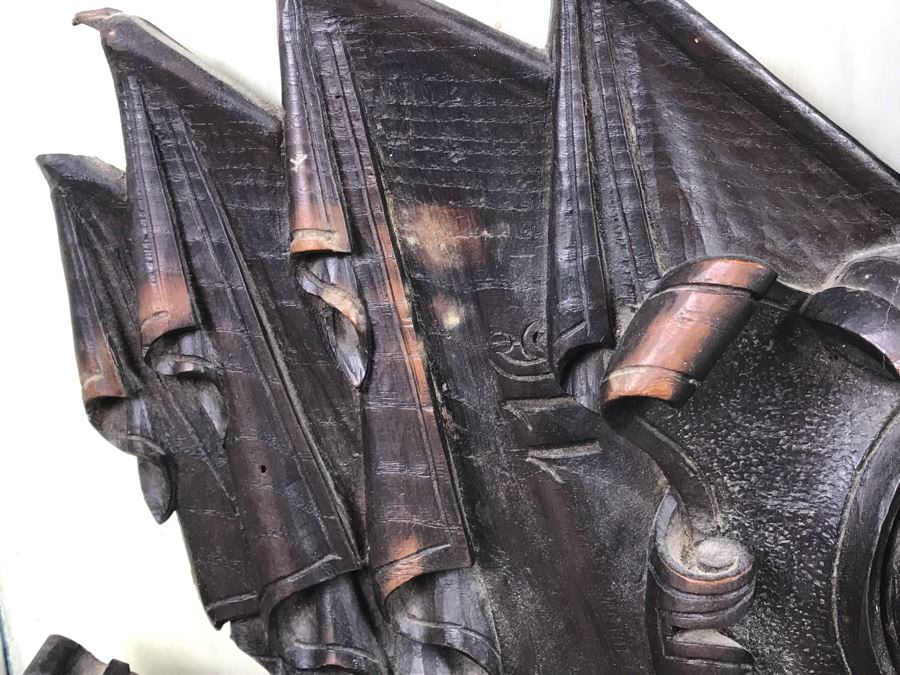 Antique French Intricately Carved Wooden Wall Pipe Stand With (4) Hand Painted French Pipes [Photo 17]