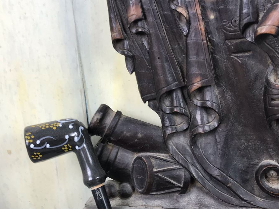 Antique French Intricately Carved Wooden Wall Pipe Stand With (4) Hand Painted French Pipes [Photo 15]