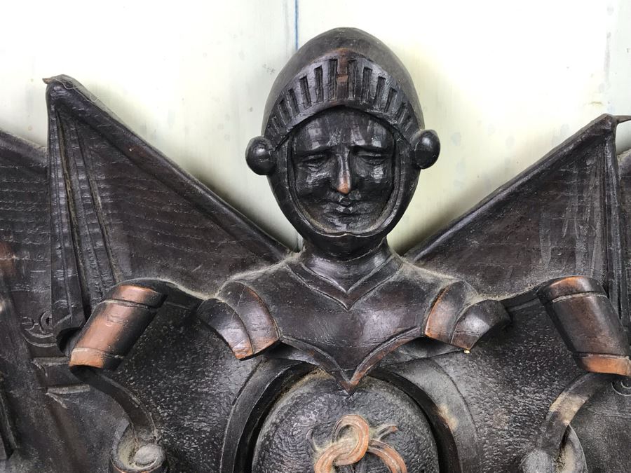 Antique French Intricately Carved Wooden Wall Pipe Stand With (4) Hand Painted French Pipes [Photo 6]