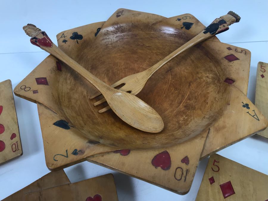 Carved Wooden Playing Cards Themed Salad Bowl Set With (4) Carved Wooden Trays [Photo 6]