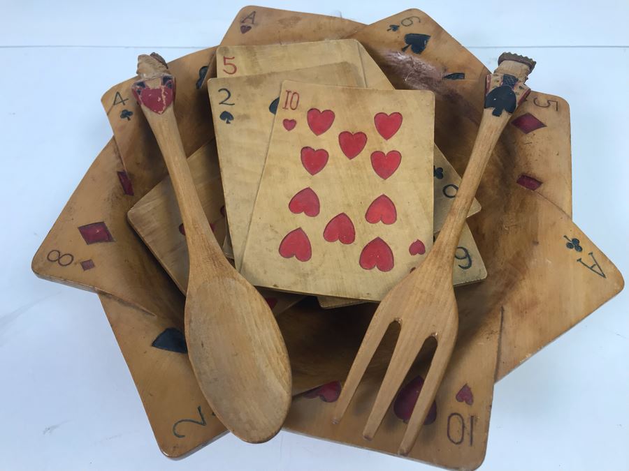 Carved Wooden Playing Cards Themed Salad Bowl Set With (4) Carved Wooden Trays [Photo 3]