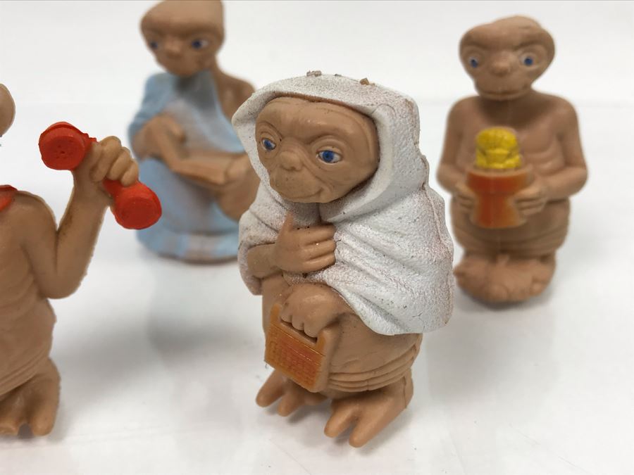 (6) Vintage 1982 E.T. Movie Universal Studios E.T. Figurines 2.5'H [Photo 5]