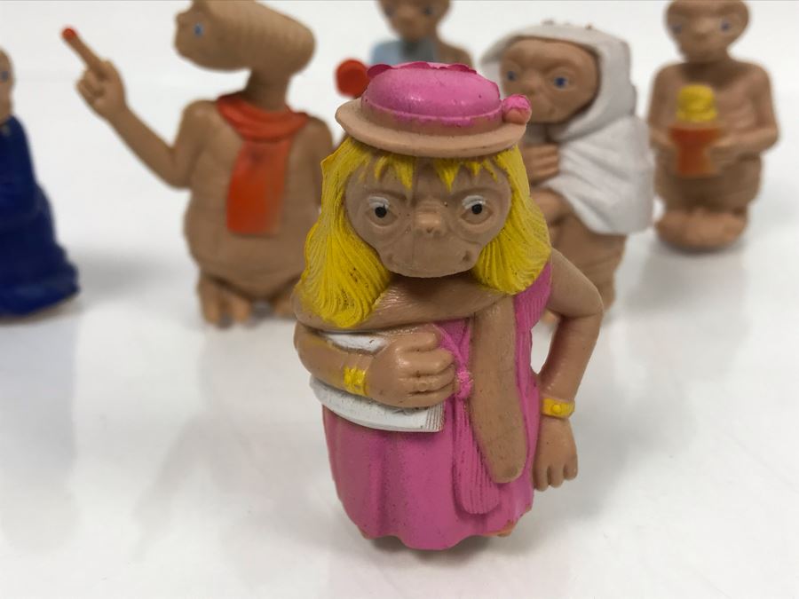 (6) Vintage 1982 E.T. Movie Universal Studios E.T. Figurines 2.5'H [Photo 6]