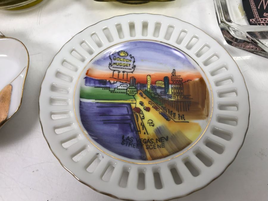 Vintage Las Vegas Ashtrays And Pair Of Las Vegas Drinking Glasses [Photo 6]