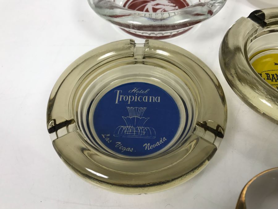 Vintage Las Vegas Ashtrays And Pair Of Las Vegas Drinking Glasses [Photo 10]